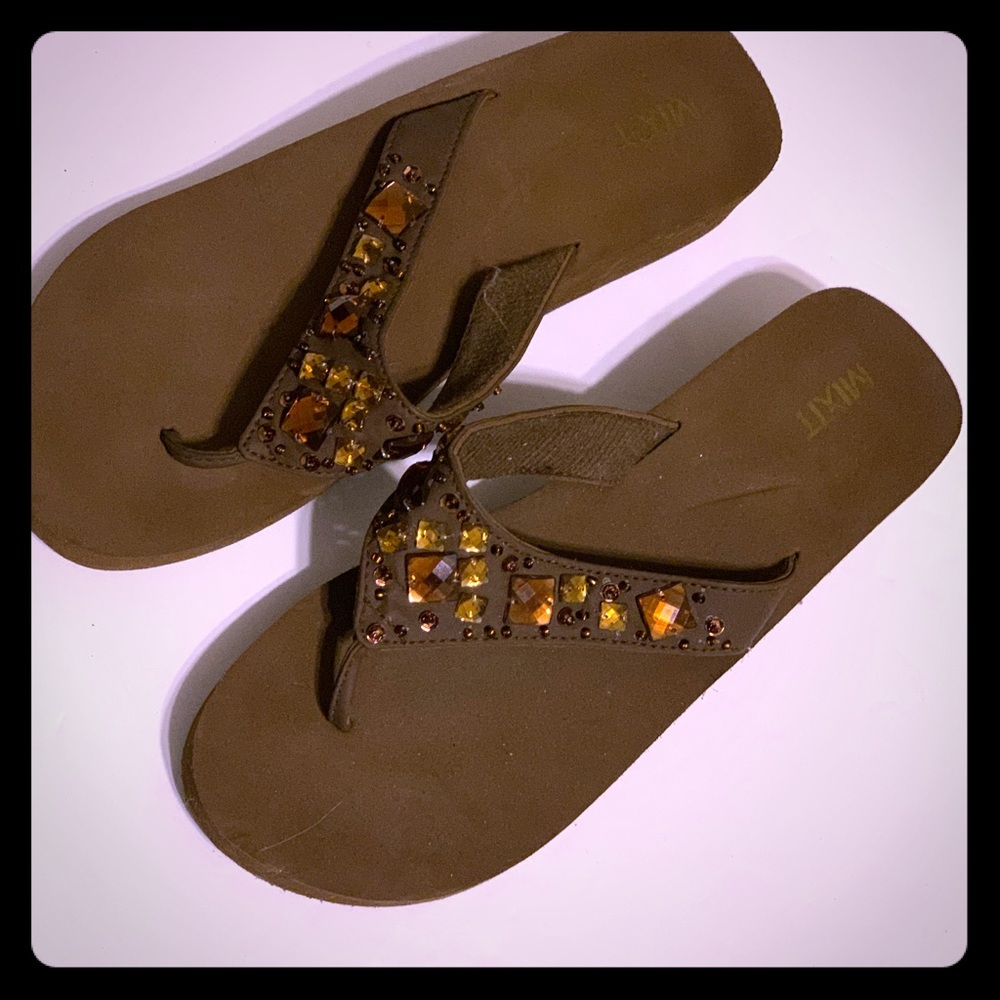 Flip-Flap Sandals